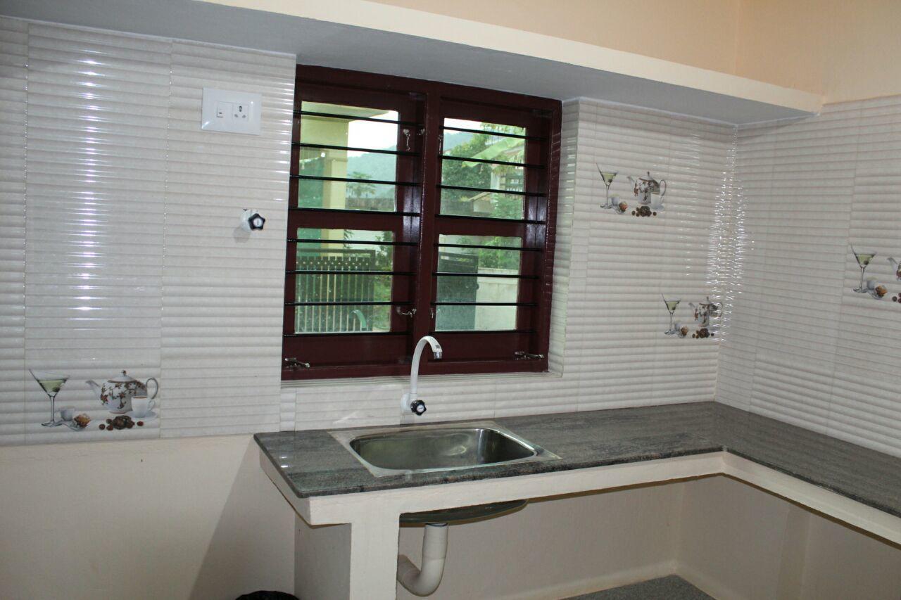 Iroomz Sri Vinayaka Comfort Virajpet Exterior foto